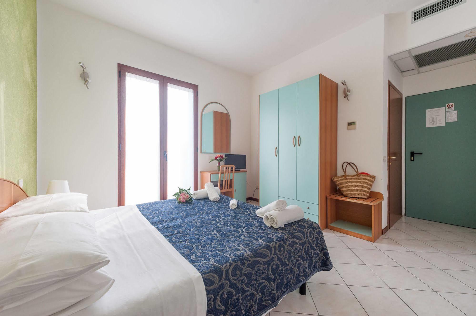 Regina E Ristorante 3* Punta Marina