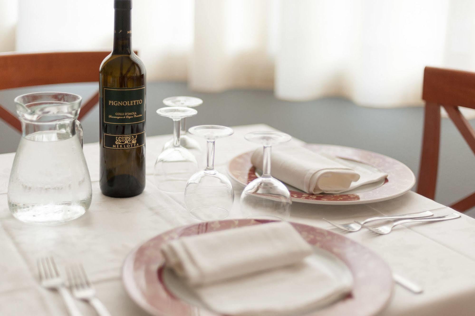 Regina E Ristorante Punta Marina