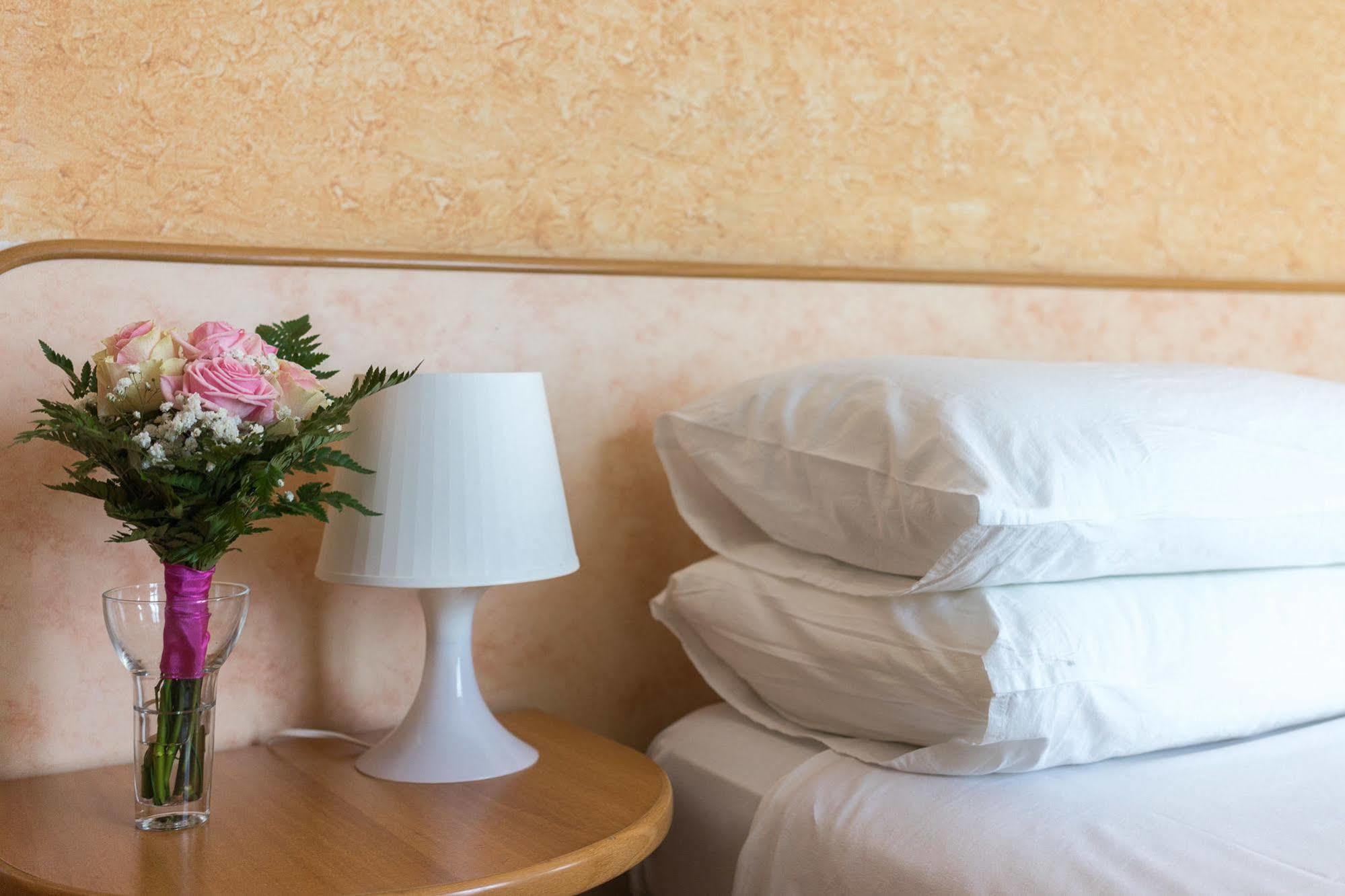Hotel Regina E Ristorante Punta Marina